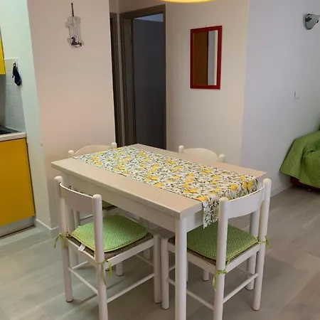 Marina Di *