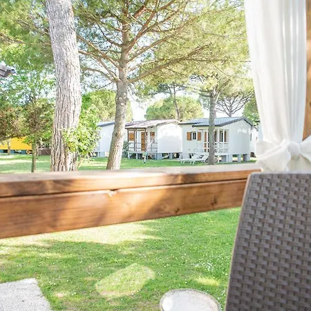 Marina Di Apartment *