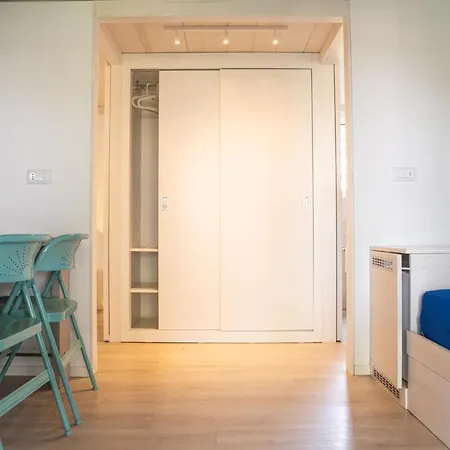 Marina Di Apartment *