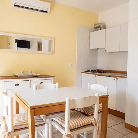 Apartment Marina Di *